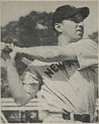 Yankees OF Tommy Henrich