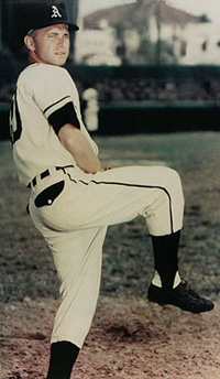 P Bobby Shantz, Athletics