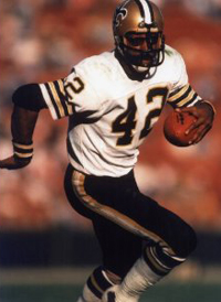 RB Chuck Muncie